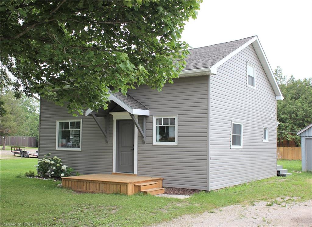 33 Mill Road W, Brucefield, Ontario (ID 30824004)