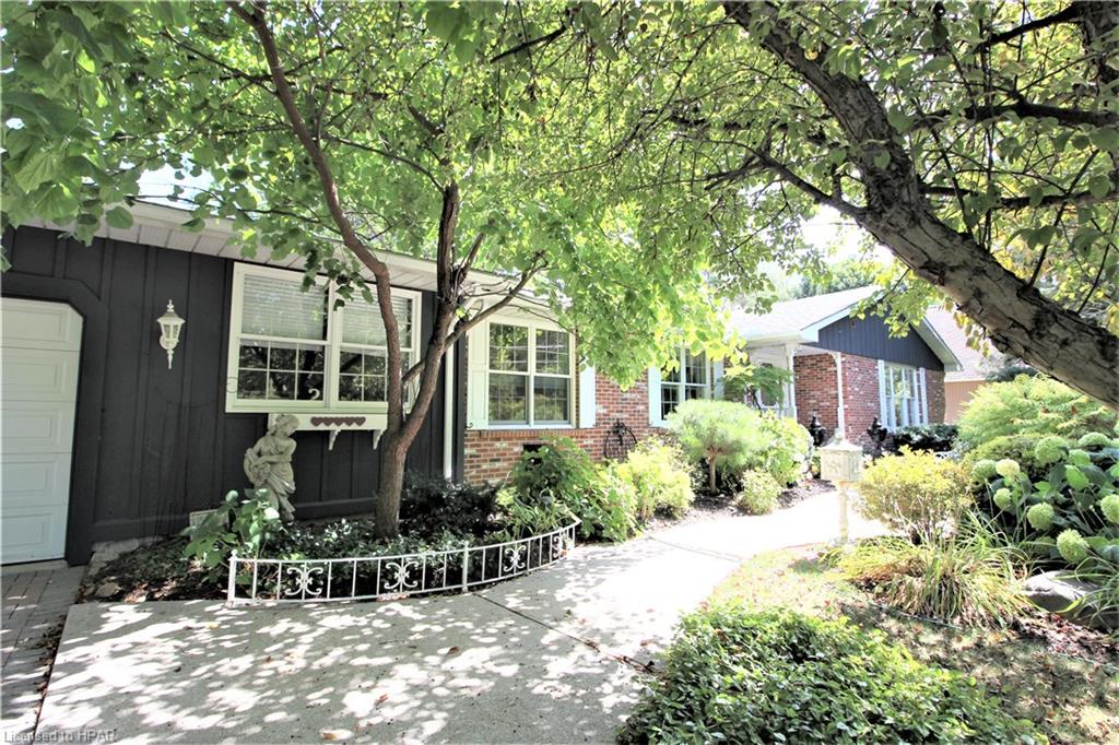 2 Stark Street, Bayfield, Ontario (ID 30760687)