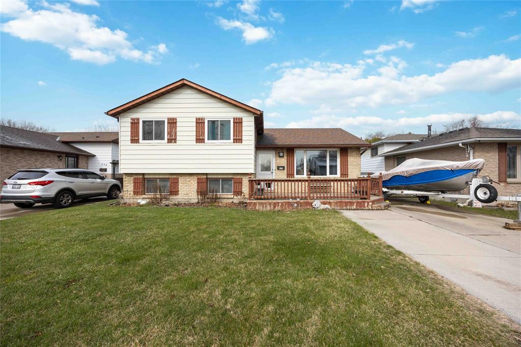437 MURPHY Road, Sarnia, Ontario (ID 25007836)