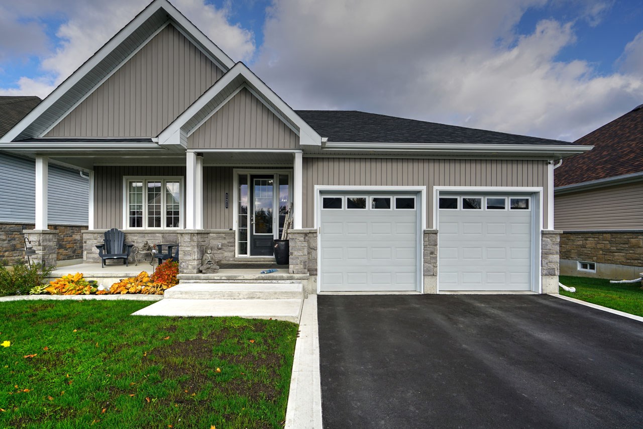 121 Country Club Drive, Bath, Ontario (ID K20006688)