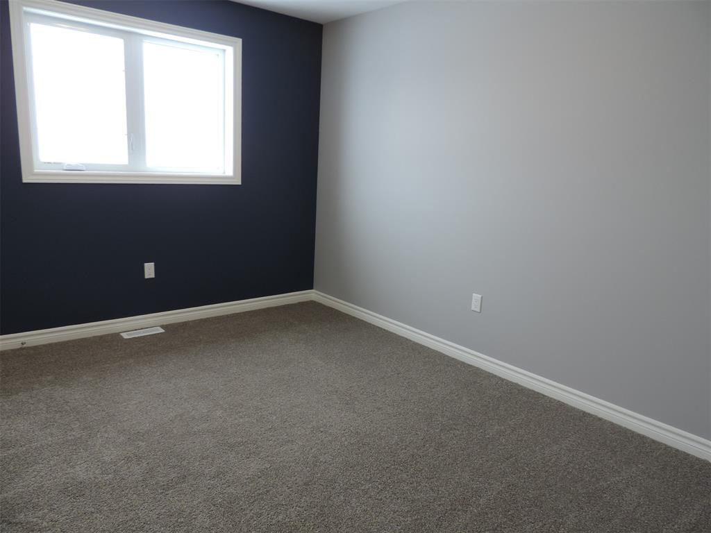 481 JULIANNA Court, Plympton-wyoming, Ontario (ID 24021804)