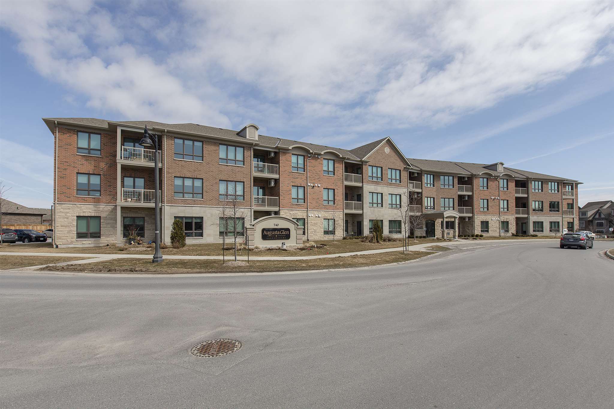 Unit# 301 740 Augusta Drive, Kingston, Ontario (ID K20006954)