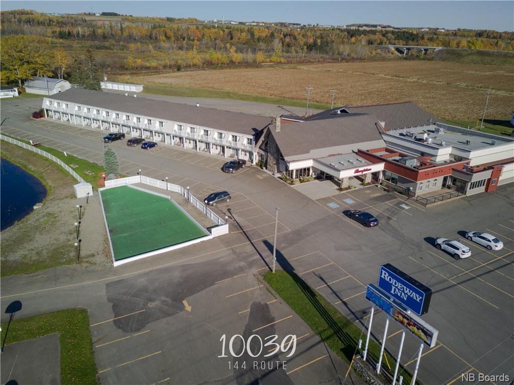 10039 144 Route (ID NB032542)