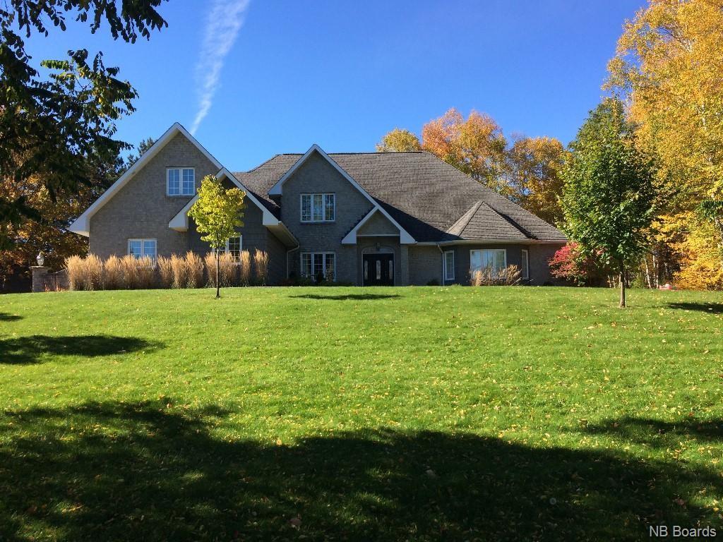 720 Golf Club Road, Fredericton, New Brunswick (ID NB051589)
