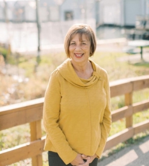 Helen Suderman, Sales Representative