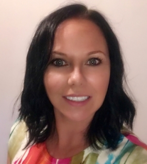 VICKI MEDEIROS portrait