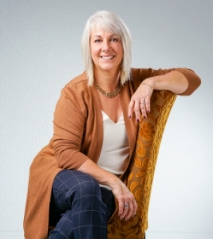 Marcelle Labelle, Sales Representative