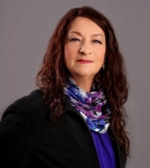 Karen Maguire portrait