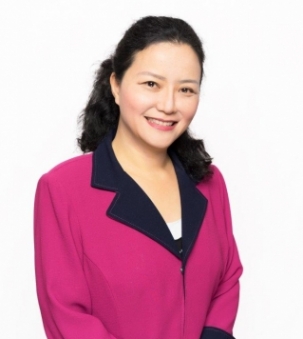 Yan Li portrait