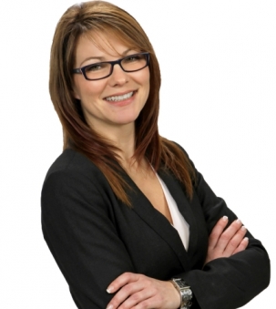 JANICE BRIFFETT portrait