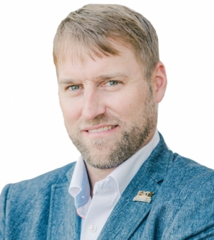 Mark Seamone portrait