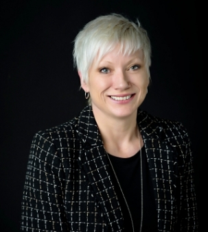 Stacey Burr portrait