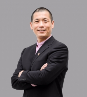 TONY TU portrait