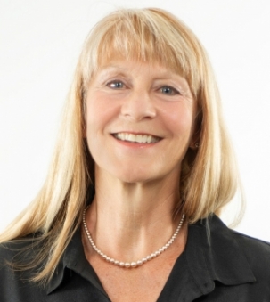 Catherine Arnold portrait