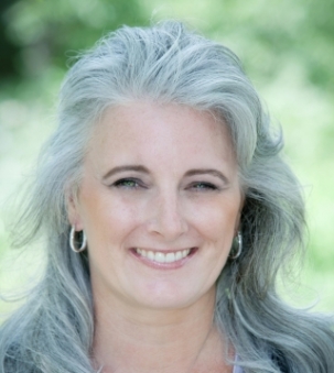 Julie Amodeo, Sales Representative