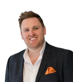 Mark Belcher portrait