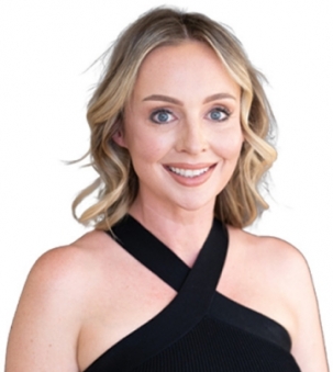 Megan Holwell Portrait