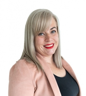 Jamie-Lynn Gillis portrait