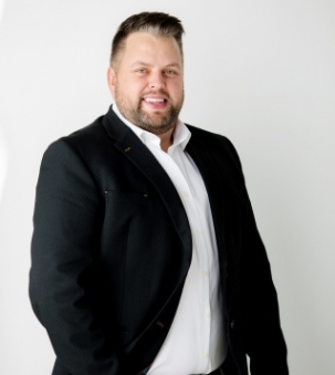 Alex Visscher, Broker