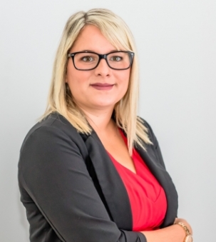 Amanda Roberts, Sales Representative
