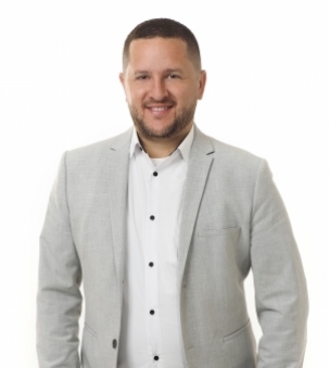 Steve Enfelis, Brand Manager