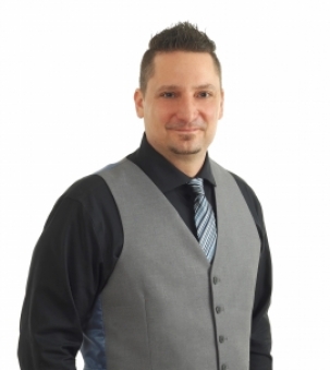 Vince Paluzzi, Sales Representative