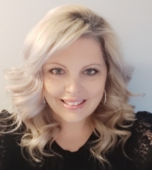 Amanda Hiscock portrait