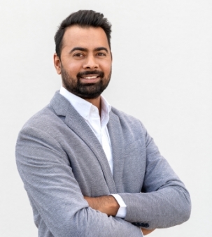 Arshdeep Singh, Sales Representative