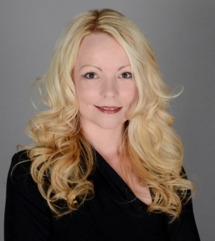 Christine Kemp