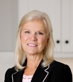 Lynda Van De Maele