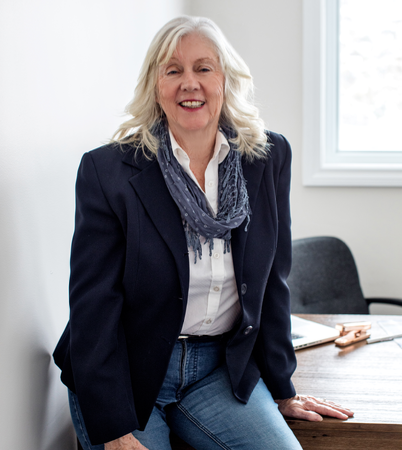 Gladys Craine, Broker