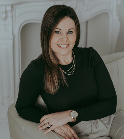 Jennifer Ronan, Broker