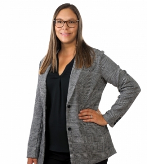 Amanda Dellavedova, Sales Representative