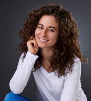 Tina Lynch portrait