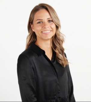 Natalie Sakowski, Sales Representative