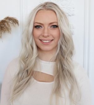 Ezne Louw, Sales Representative