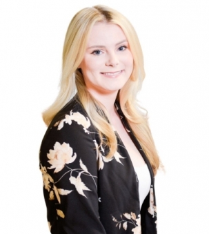 Cassie McMahon portrait