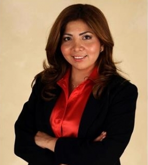 Estela Carrera, Sales Representative