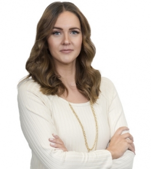 Elysha Juhlke, REALTOR®