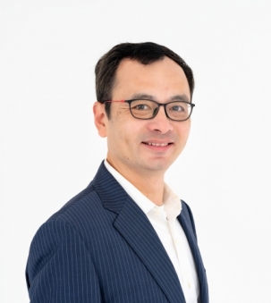 Henry Huang, Sales Representative