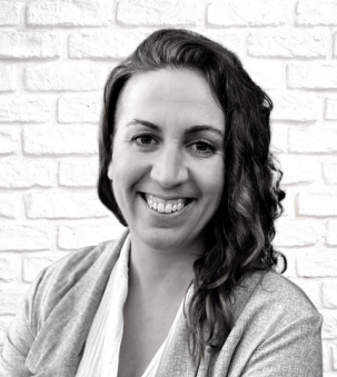 Alicia Stroobach, Sales Representative