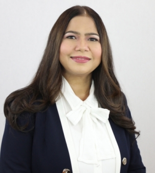 Renu Savaliya, Sales Representative