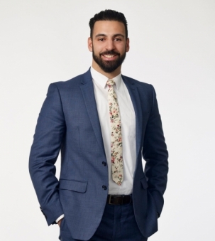 Ara Poladian, Sales Representative