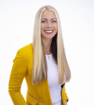 Nichole Coolledge, Sales Representative