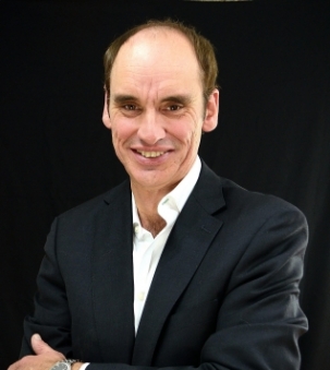 Stuart Lyons portrait