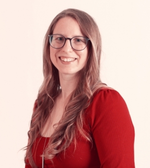 Veronique Andrews portrait
