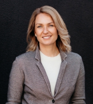 Olga Lapshina, REALTOR® M.Ec, CLHMs