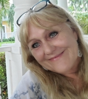 Lisette Roberts