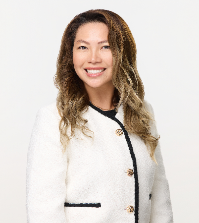 Kinnaly Phommasack, Concierge & Office Manager