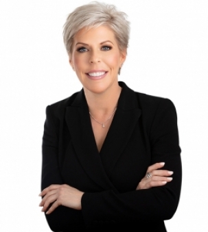 Danielle Johnson portrait
